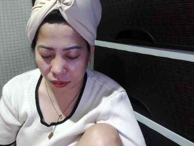 Cassiee webcam
