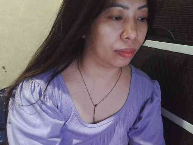 Cassiee webcam