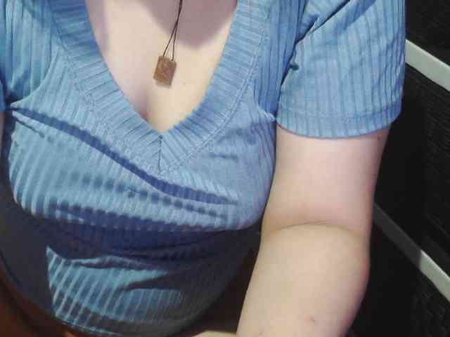 Cassiee webcam