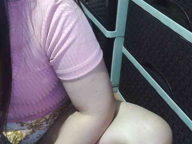 Cassiee webcam