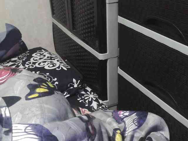 Kazzandra webcam