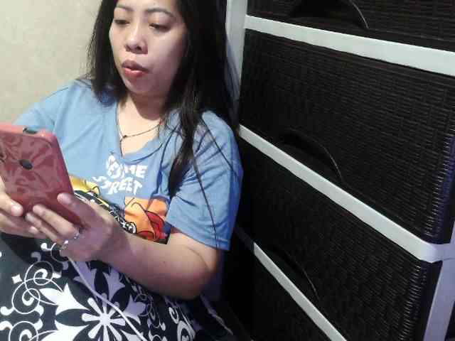 Cassiee webcam