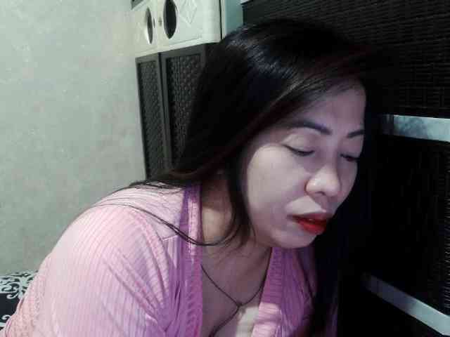 Cassiee webcam