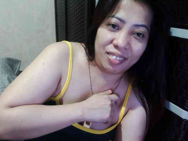 Cassiee webcam
