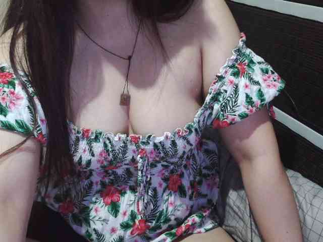 Cassiee webcam