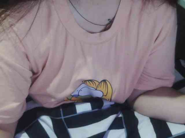 Cassiee webcam