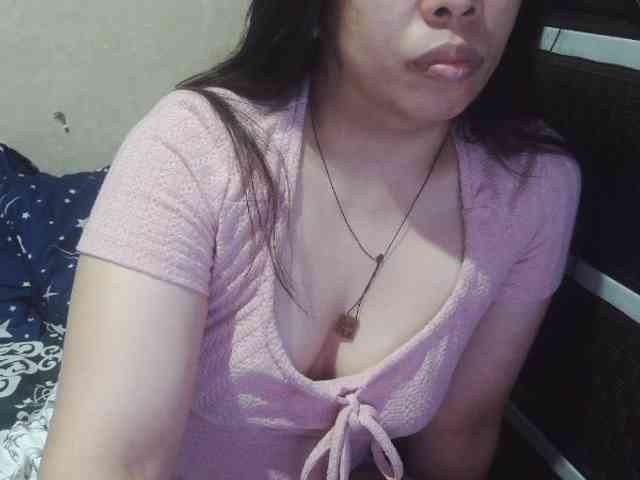 Cassiee webcam