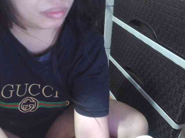 Cassiee webcam