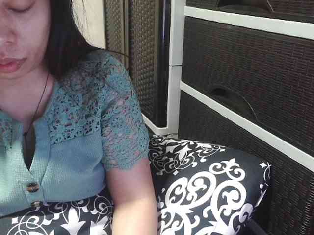 Cassiee webcam