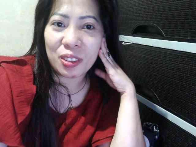 Cassiee webcam