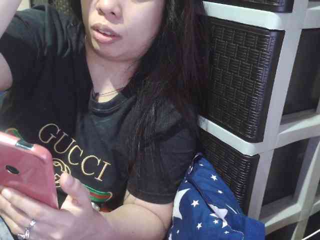 Cassiee webcam