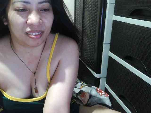 Cassiee webcam
