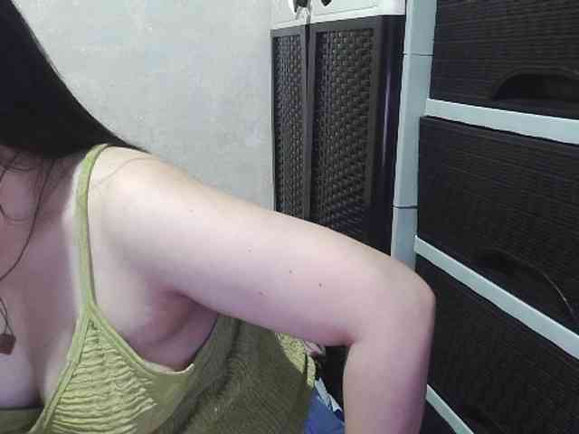 Cassiee webcam
