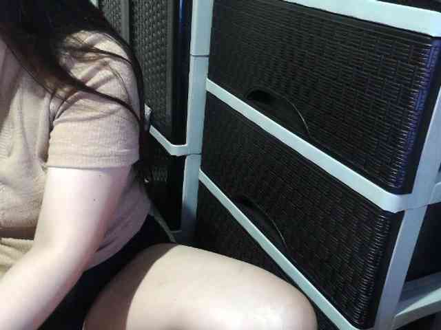 Cassiee webcam