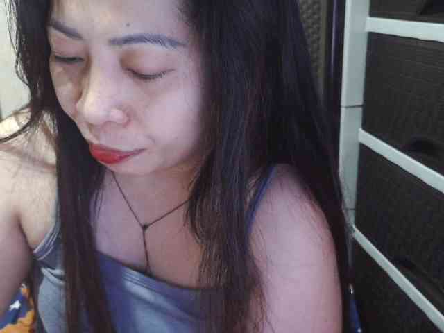 Cassiee webcam