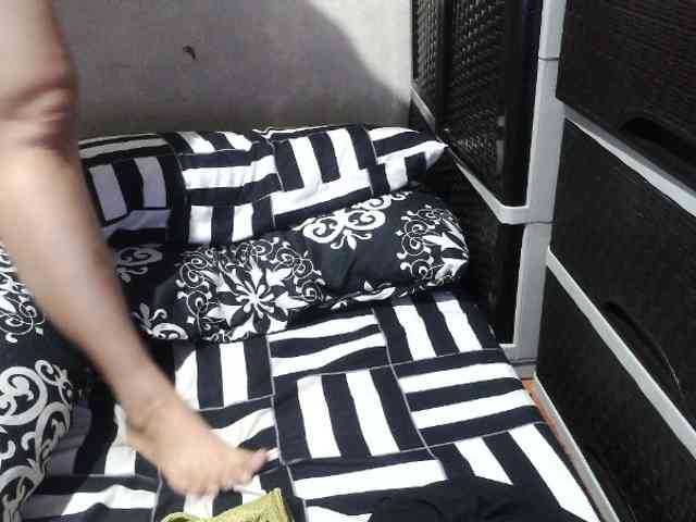 Cassiee webcam