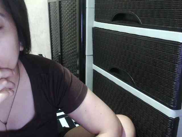 Cassiee webcam