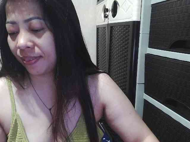 Cassiee webcam