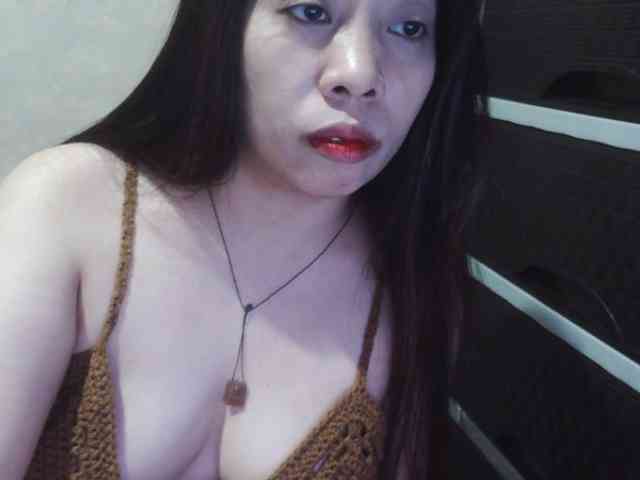 Cassiee webcam