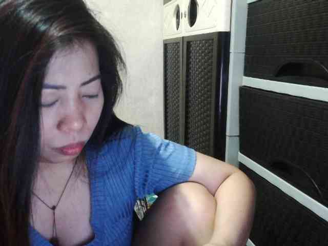 Cassiee webcam
