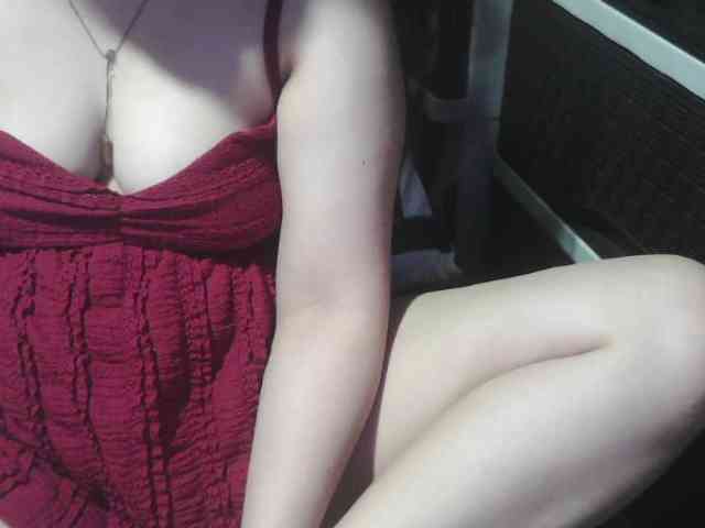 Cassiee webcam