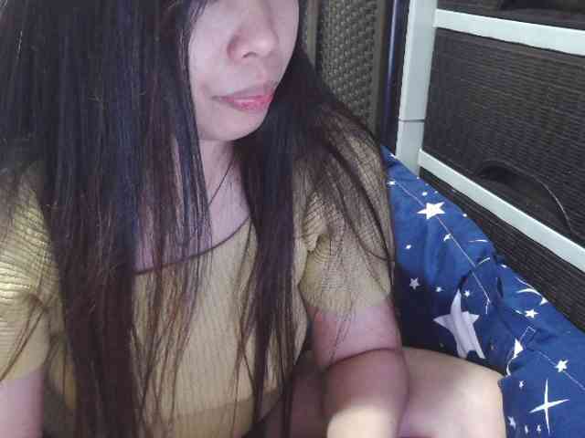 Cassiee webcam