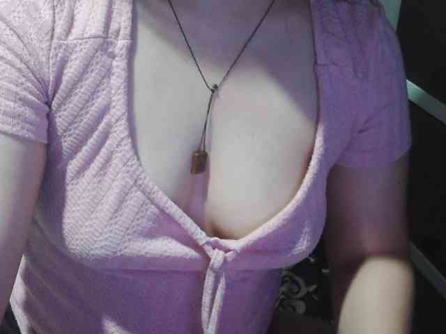Cassiee webcam