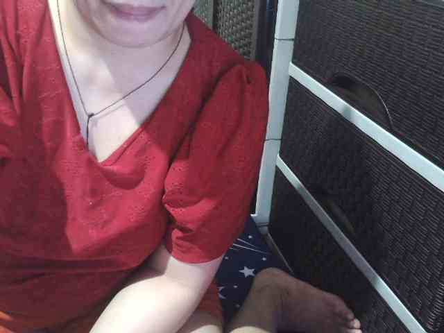 Cassiee webcam