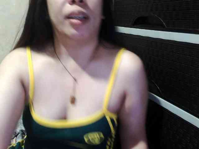 Cassiee webcam