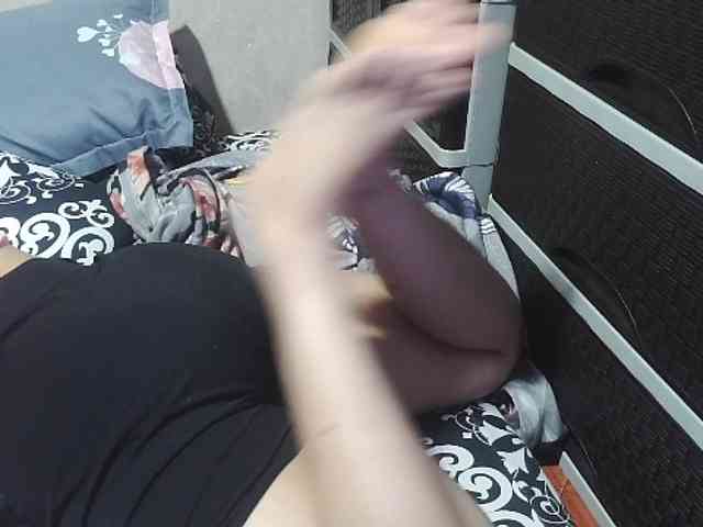 Cassiee webcam