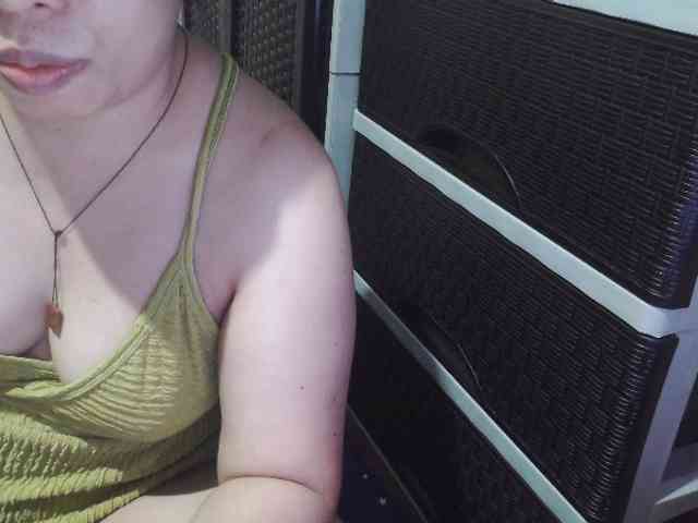 Cassiee webcam
