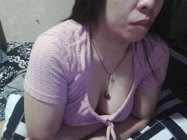Cassiee webcam