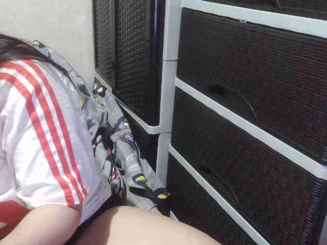 Cassiee webcam