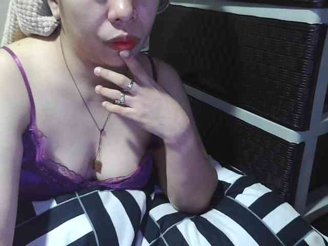 Kazzandra webcam