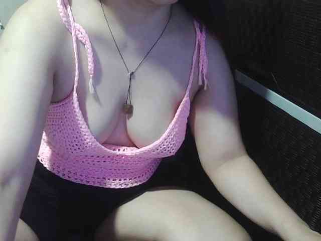 Kazzandra webcam