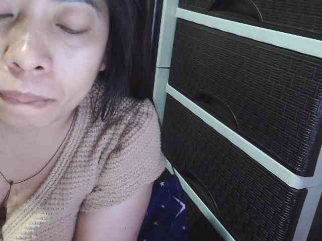 Cassiee webcam