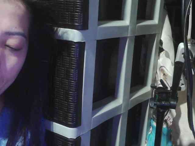 Cassiee webcam