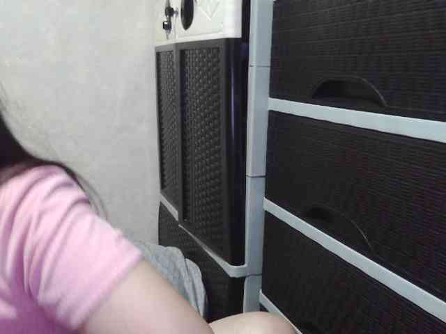 Cassiee webcam