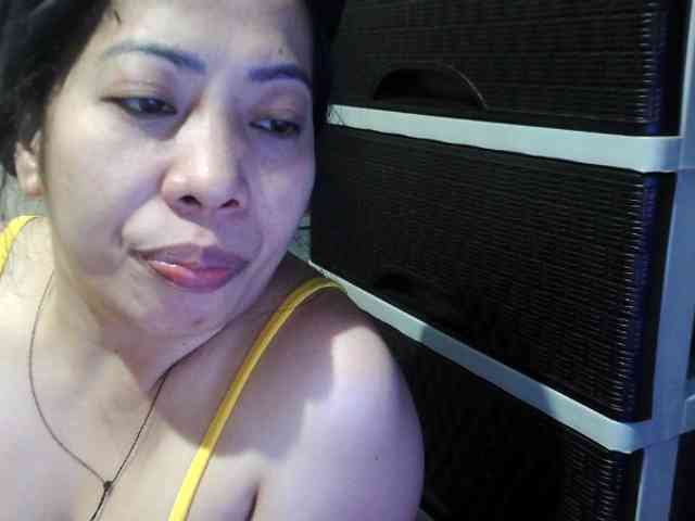 Cassiee webcam