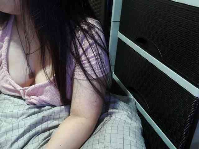 Cassiee webcam