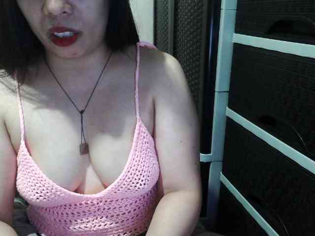 Cassiee webcam