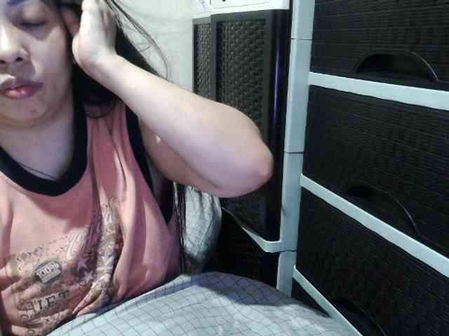 Cassiee webcam