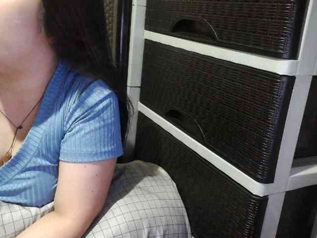 Cassiee webcam