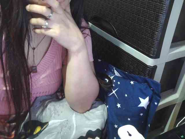 Cassiee webcam