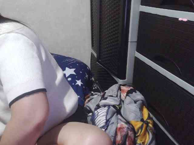 Cassiee webcam