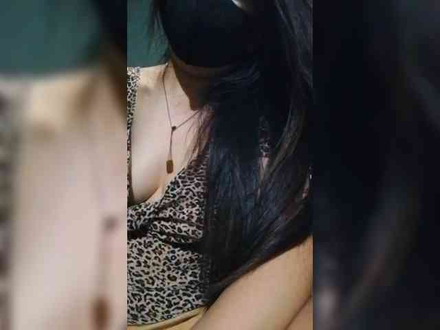 Cassiee webcam