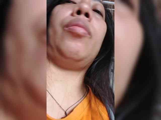Cassiee webcam