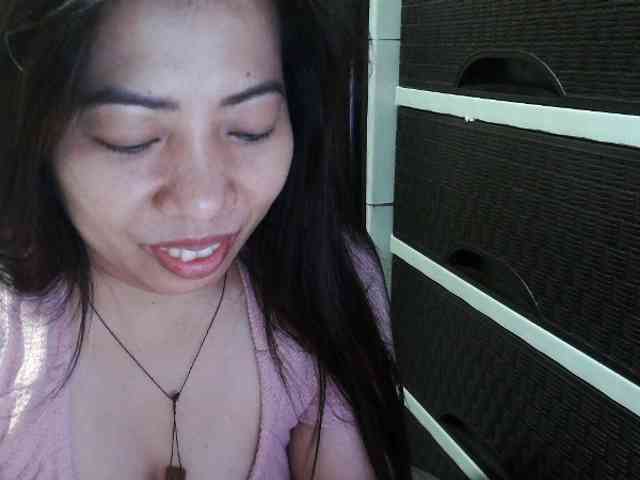 Cassiee webcam