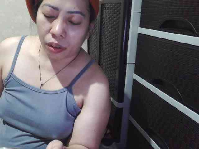 Cassiee webcam