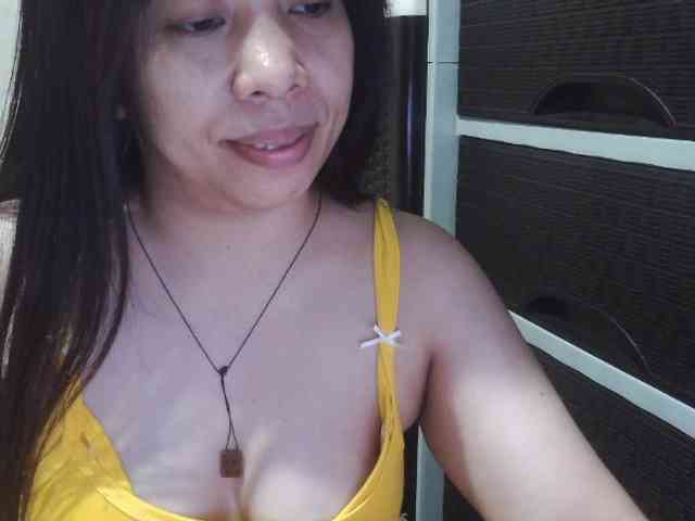 Cassiee webcam